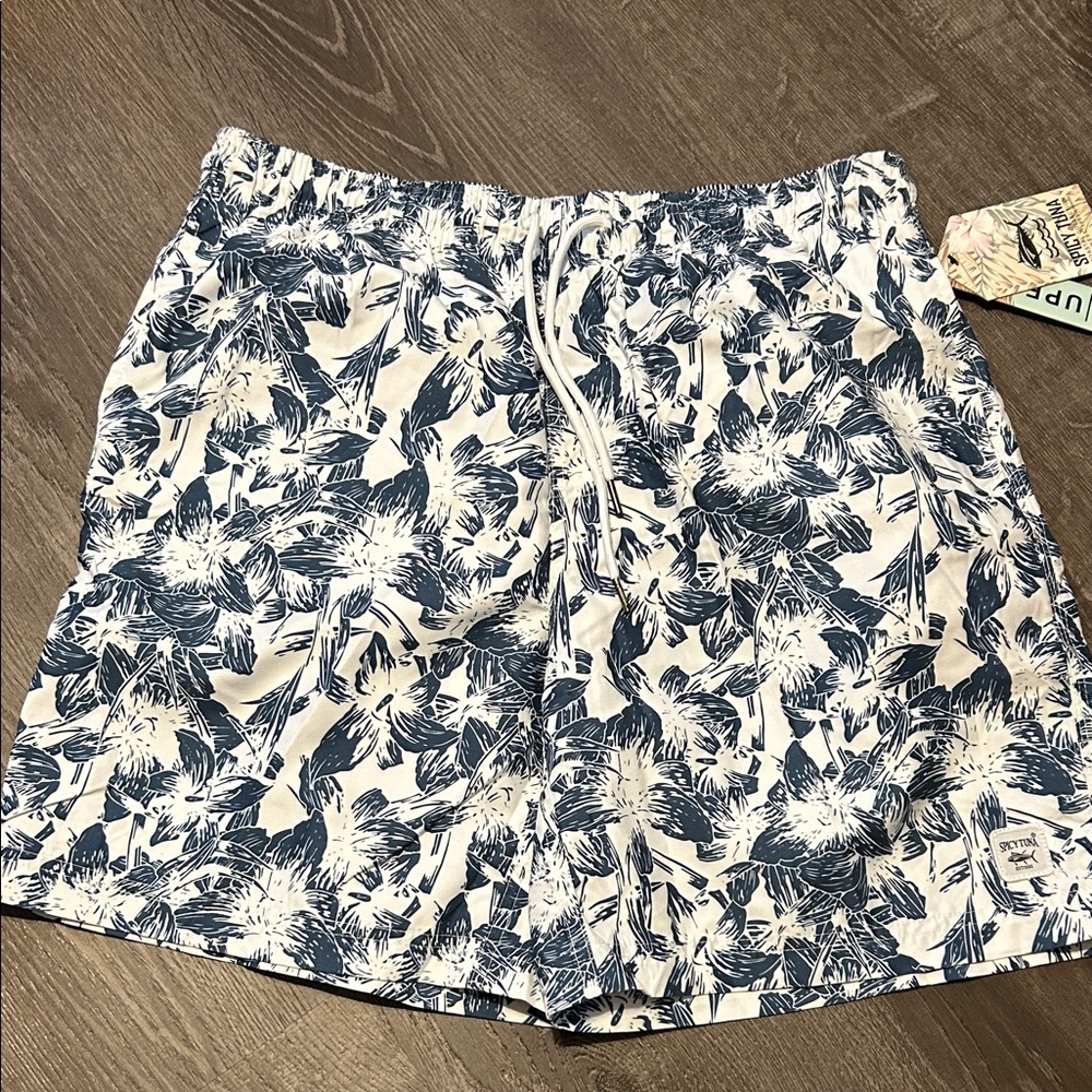 Men’s XL Spicy Tuna Navy Blue & White Swim Trunks NWT